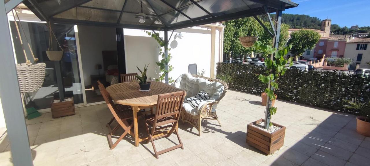 Appartement Provencal Avec Terrasse Dans Le Var Les Arcs-sur-Argens Екстериор снимка