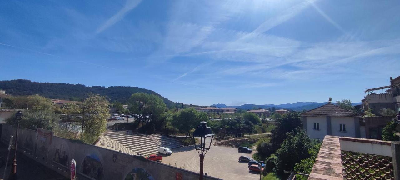 Appartement Provencal Avec Terrasse Dans Le Var Les Arcs-sur-Argens Екстериор снимка